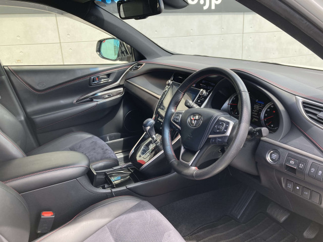 トヨタ ハリアー 2.0 ターボ プログレスの中古車