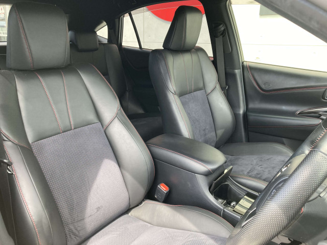 トヨタ ハリアー 2.0 ターボ プログレスの中古車