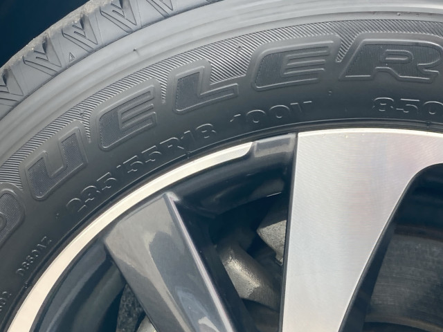 トヨタ ハリアー 2.0 ターボ プログレスの中古車