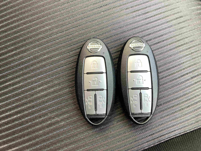 日産 セレナハイブリッド 2.0 ハイウェイスター プロパイロット エディションの中古車
