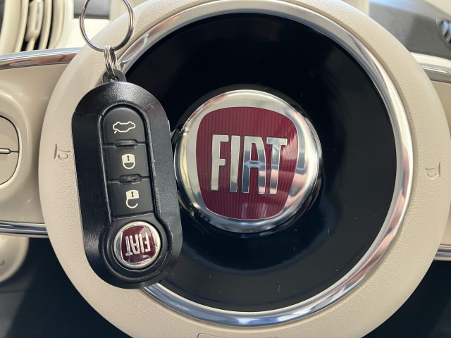 フィアット 500C ツインエアー ラウンジの中古車