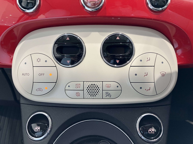 フィアット 500C ツインエアー ラウンジの中古車