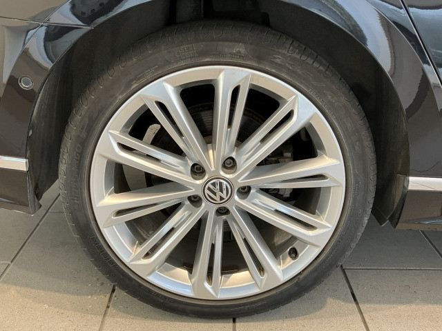 フォルクスワーゲン パサート 2.0TSI Rラインの中古車