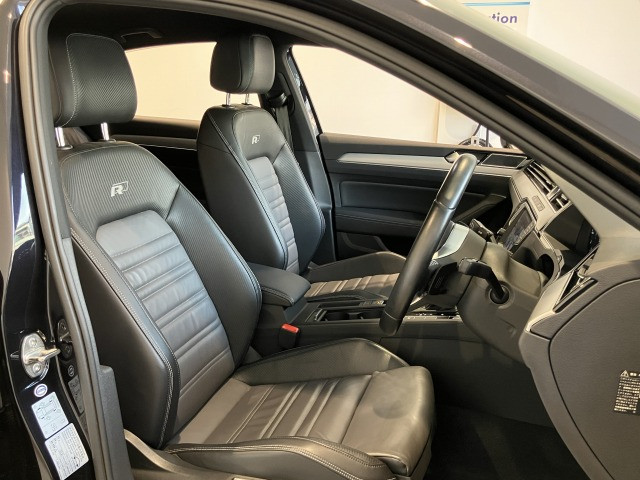 フォルクスワーゲン パサート 2.0TSI Rラインの中古車