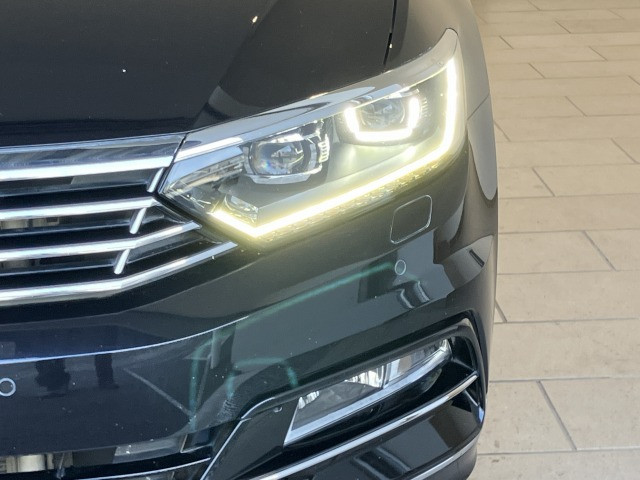 フォルクスワーゲン パサート 2.0TSI Rラインの中古車