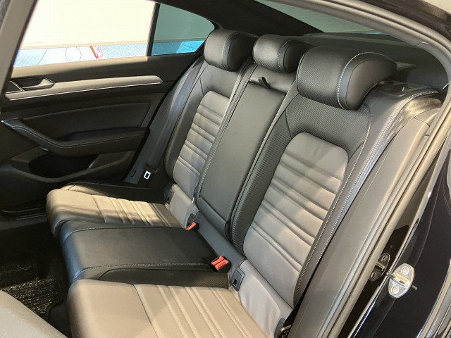 フォルクスワーゲン パサート 2.0TSI Rラインの中古車