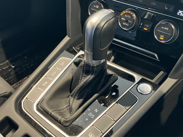 フォルクスワーゲン パサート 2.0TSI Rラインの中古車
