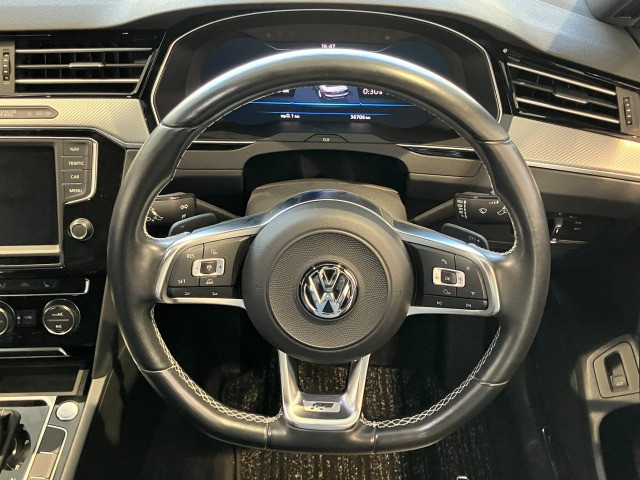 フォルクスワーゲン パサート 2.0TSI Rラインの中古車