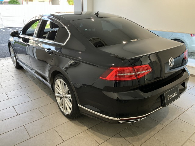 フォルクスワーゲン パサート 2.0TSI Rラインの中古車