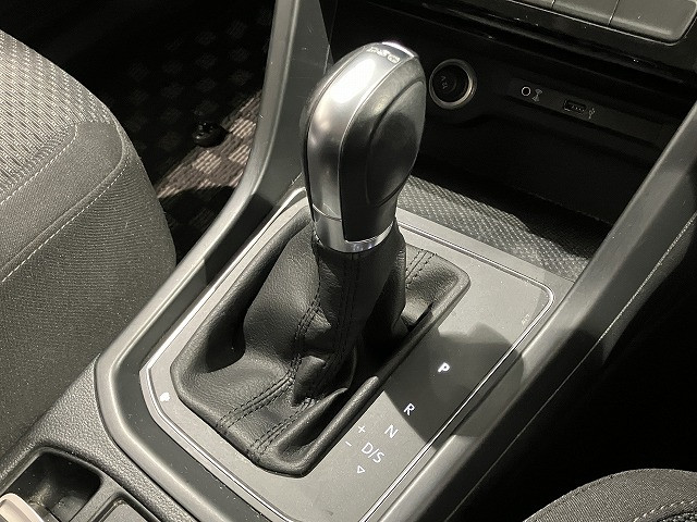 フォルクスワーゲン ゴルフトゥーラン TSI コンフォートラインの中古車