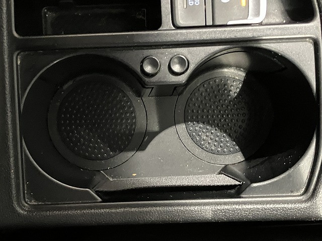 フォルクスワーゲン ゴルフトゥーラン TSI コンフォートラインの中古車