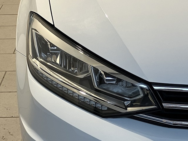 フォルクスワーゲン ゴルフトゥーラン TSI コンフォートラインの中古車