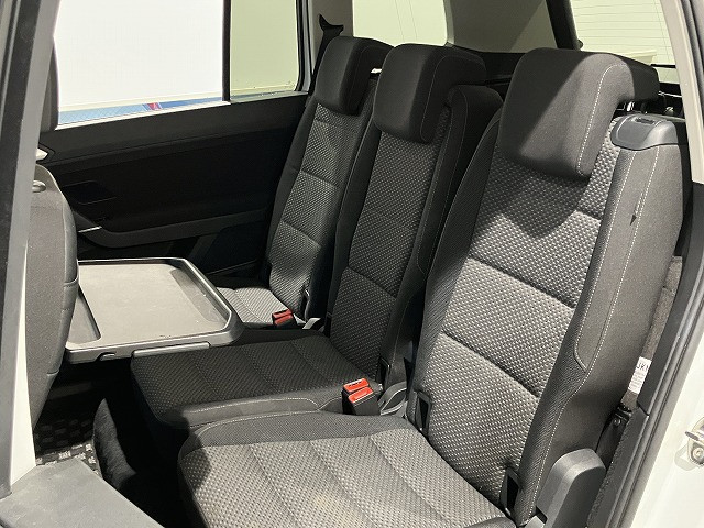 フォルクスワーゲン ゴルフトゥーラン TSI コンフォートラインの中古車