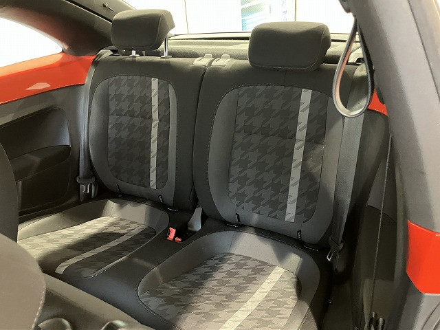 フォルクスワーゲン ビートル デザインの中古車