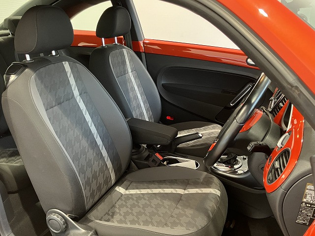 フォルクスワーゲン ビートル デザインの中古車