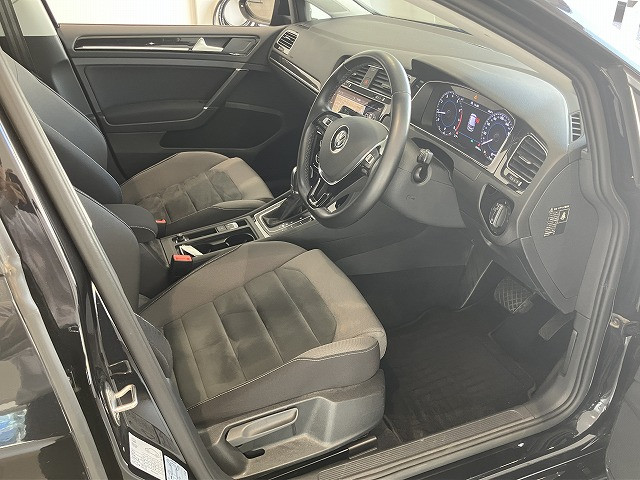 フォルクスワーゲン ゴルフ TSI ハイライン テック エディションの中古車