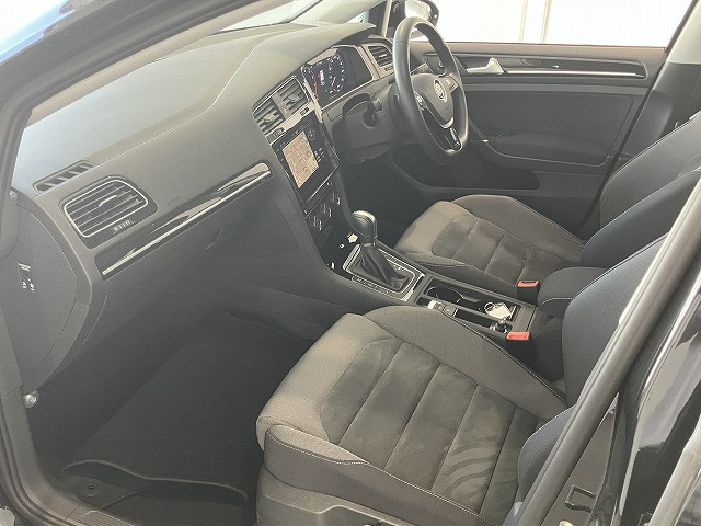 フォルクスワーゲン ゴルフ TSI ハイライン テック エディションの中古車