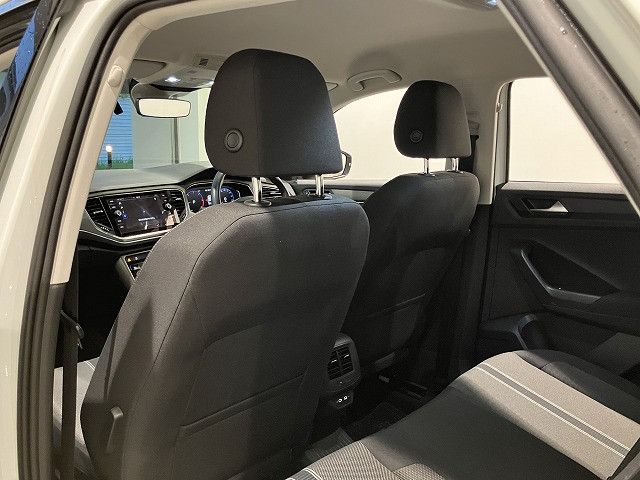フォルクスワーゲン T-ROC TDI スタイル デザイン パッケージ ディーゼルターボの中古車