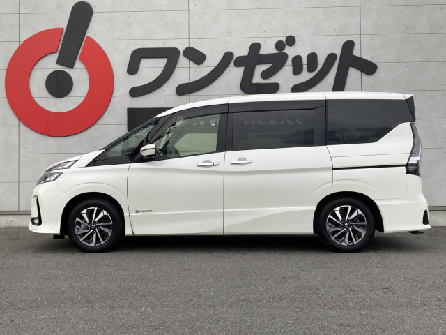 日産 セレナ 1.2 e-POWER ハイウェイスター V セカンドスライドアップシートの中古車