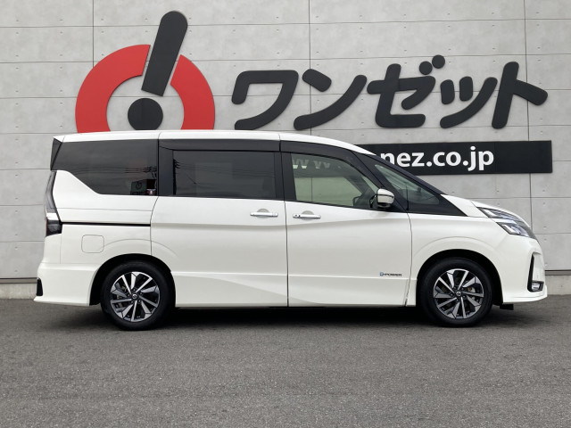 日産 セレナ 1.2 e-POWER ハイウェイスター V セカンドスライドアップシートの中古車