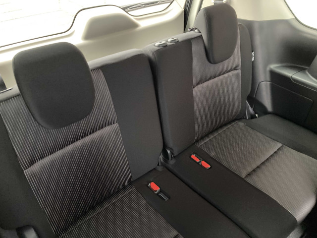 日産 セレナ 1.2 e-POWER ハイウェイスター V セカンドスライドアップシートの中古車