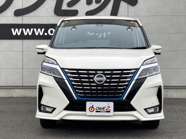 日産 セレナ 1.2 e-POWER ハイウェイスター V セカンドスライドアップシートの中古車