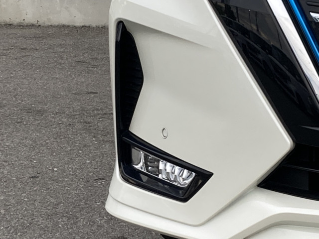 日産 セレナ 1.2 e-POWER ハイウェイスター V セカンドスライドアップシートの中古車