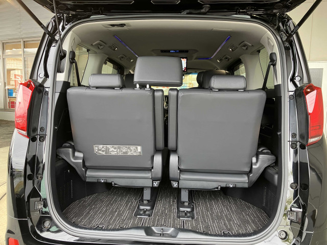 トヨタ アルファード ハイブリッド 2.5 SR Cパッケージ E-Four 4WDの中古車