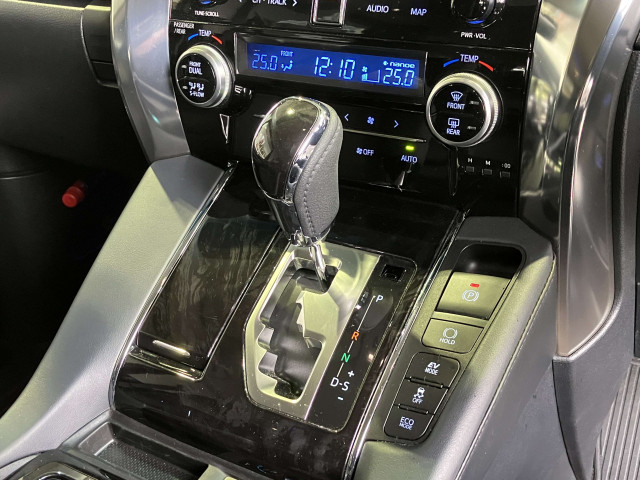 トヨタ アルファード ハイブリッド 2.5 SR Cパッケージ E-Four 4WDの中古車