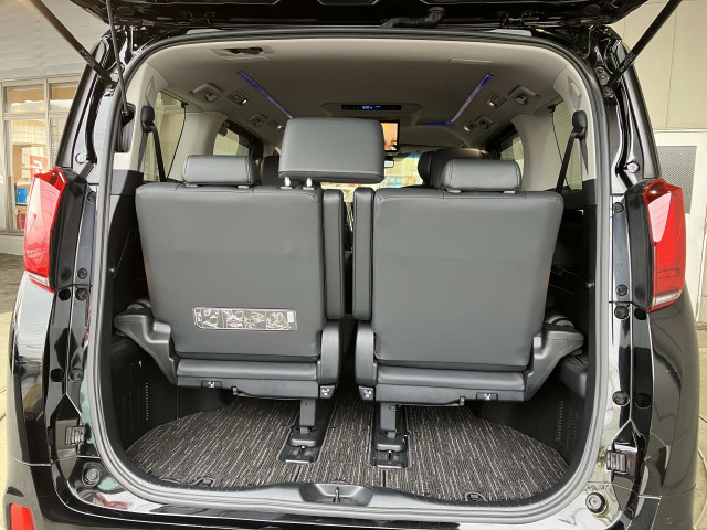 トヨタ アルファード ハイブリッド 2.5 SR Cパッケージ E-Four 4WDの中古車
