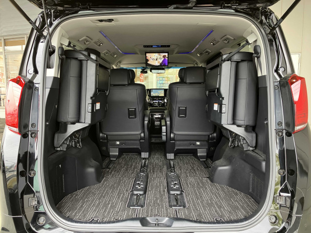 トヨタ アルファード ハイブリッド 2.5 SR Cパッケージ E-Four 4WDの中古車