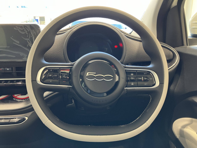フィアット 500 アイコンの中古車