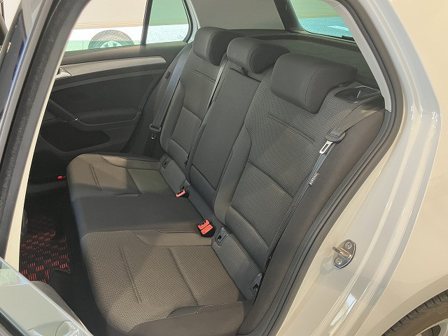 フォルクスワーゲン ゴルフ TSI コンフォートライン コネクトの中古車