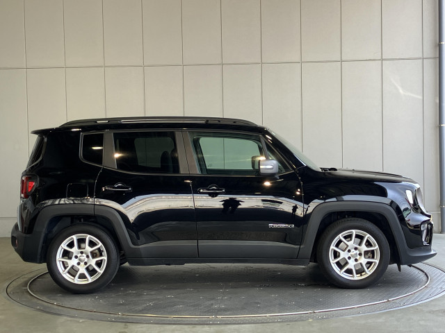 ジープ レネゲード リミテッドの中古車