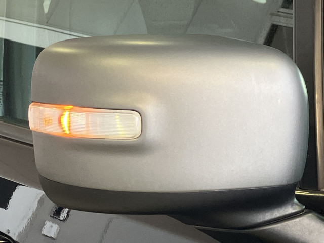 ジープ レネゲード リミテッドの中古車