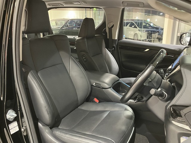トヨタ アルファード 2.5 S Cパッケージの中古車