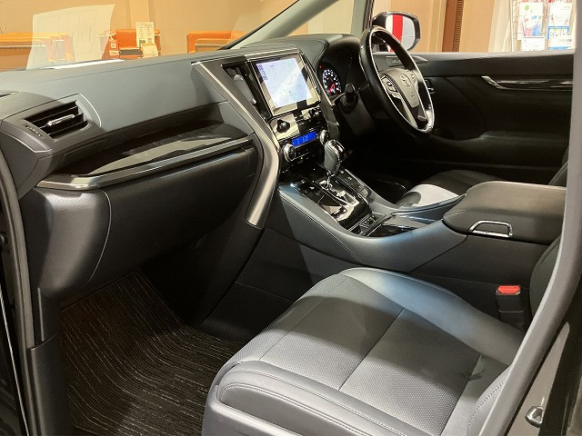トヨタ アルファード 2.5 S Cパッケージの中古車
