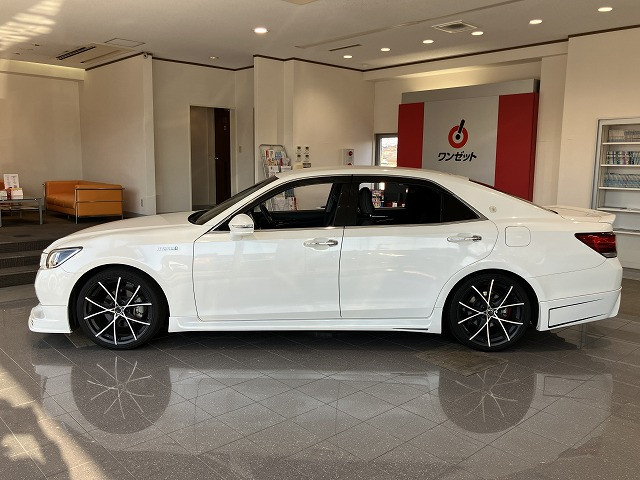 トヨタ クラウンアスリートハイブリッド ハイブリッド 2.5 Sの中古車