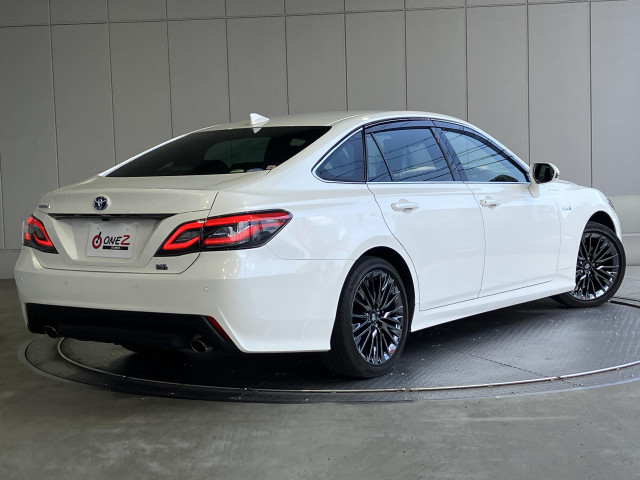 トヨタ クラウン ハイブリッド 2.5 S スポーツ スタイルの中古車