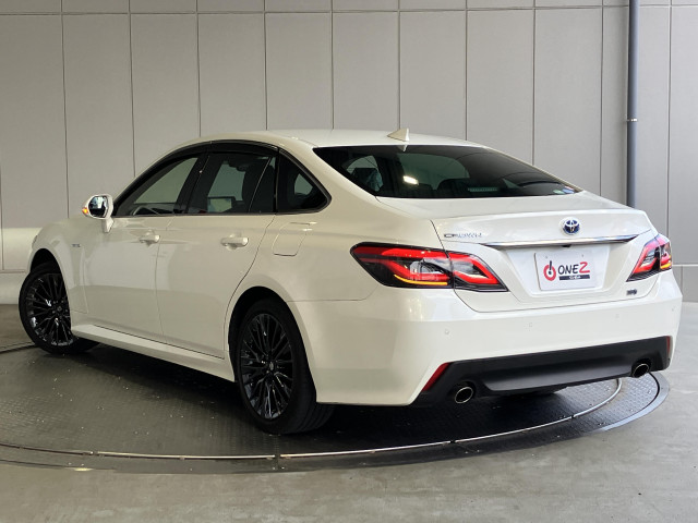 トヨタ クラウン ハイブリッド 2.5 S スポーツ スタイルの中古車