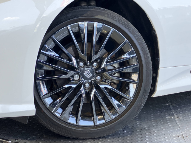 トヨタ クラウン ハイブリッド 2.5 S スポーツ スタイルの中古車
