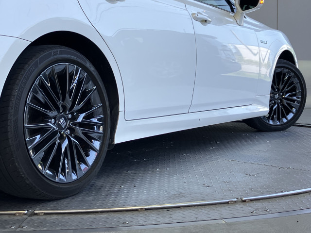 トヨタ クラウン ハイブリッド 2.5 S スポーツ スタイルの中古車