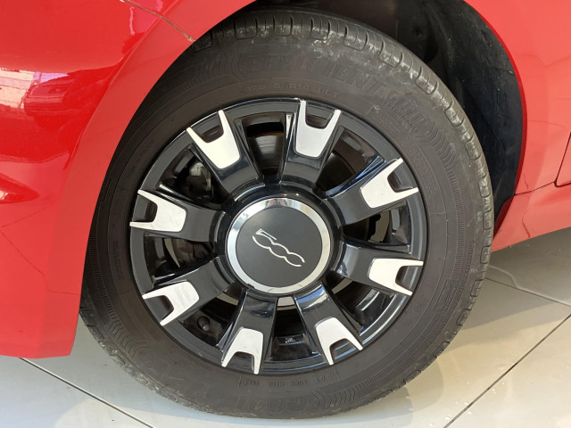 フィアット 500 ツインエア カルトの中古車