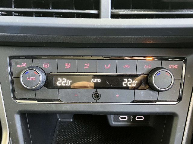 フォルクスワーゲン ポロ TSI コンフォートラインの中古車