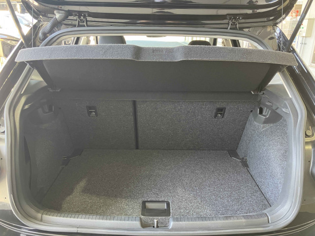 フォルクスワーゲン ポロ TSI コンフォートラインの中古車
