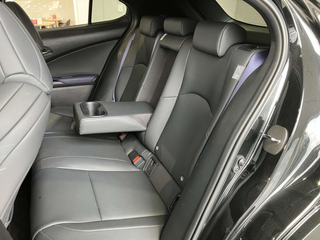 レクサス UX 250h Fスポーツ スタイル ブルーの中古車