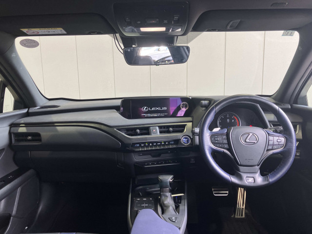 レクサス UX 250h Fスポーツ スタイル ブルーの中古車