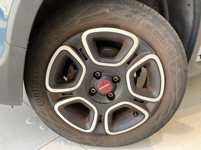 フィアット パンダ ストリート 4×4 4WDの中古車