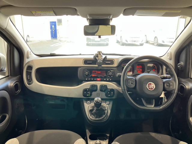 フィアット パンダ ストリート 4×4 4WDの中古車