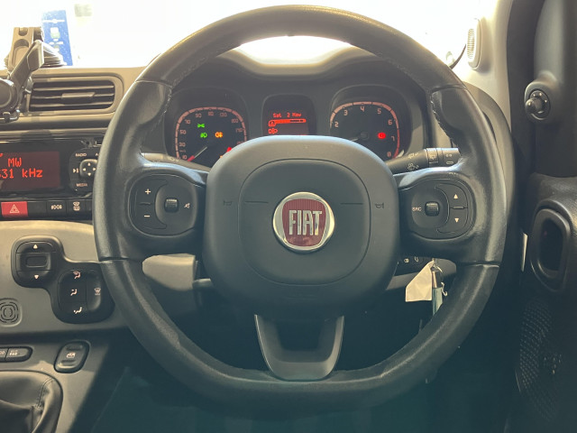 フィアット パンダ ストリート 4×4 4WDの中古車